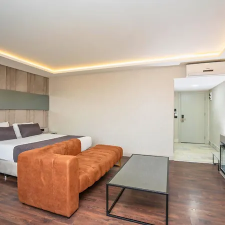 Hotel 216 Station