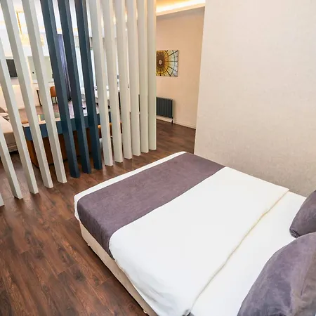 216 Station Hotel